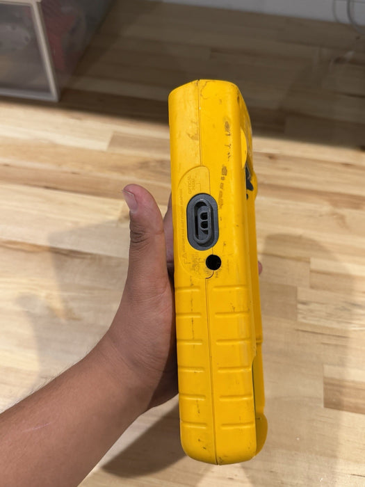 FLUKE 123 INDUSTRIAL SCOPEMETER FOR PARTS