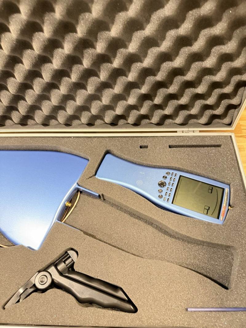 AARONIA SPECTRAN HF-4060 SPECTRUM ANALYZER TESTED