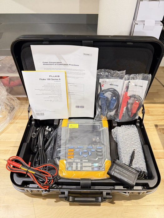 FLUKE 190-062 SCOPEMTER 2CH 60MHZ 625MS/S (NEW FACTORY SEALED) FREE SHIPPING
