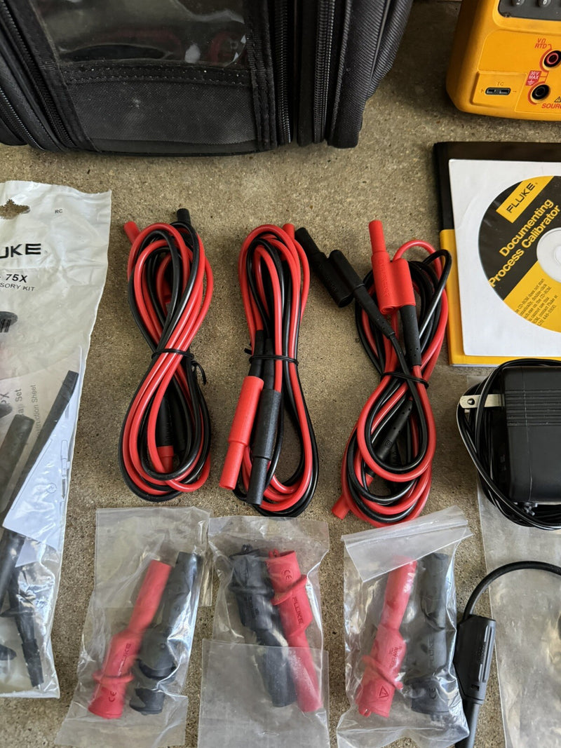FLUKE 754 DOCUMENTING PROCESS CALIBRATOR WITH HART COMMUNICATION