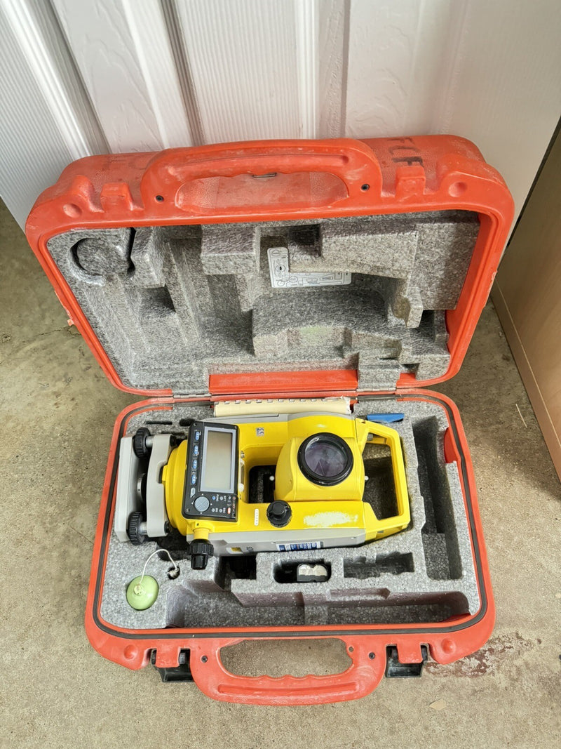 SOKKIA SCT6 TOTAL STATION WITH CASE