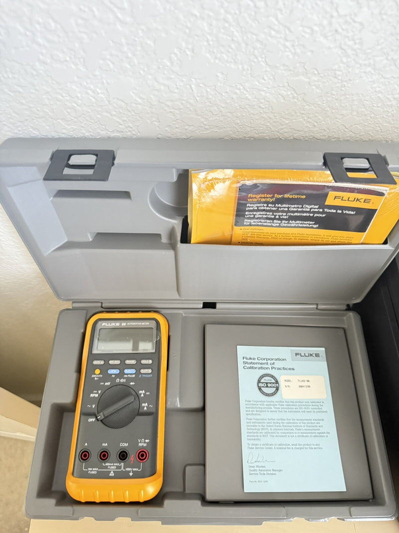 FLUKE 88 AUTOMOTIVE METER MULTIMETER WITH RPM & ACCESSORIES