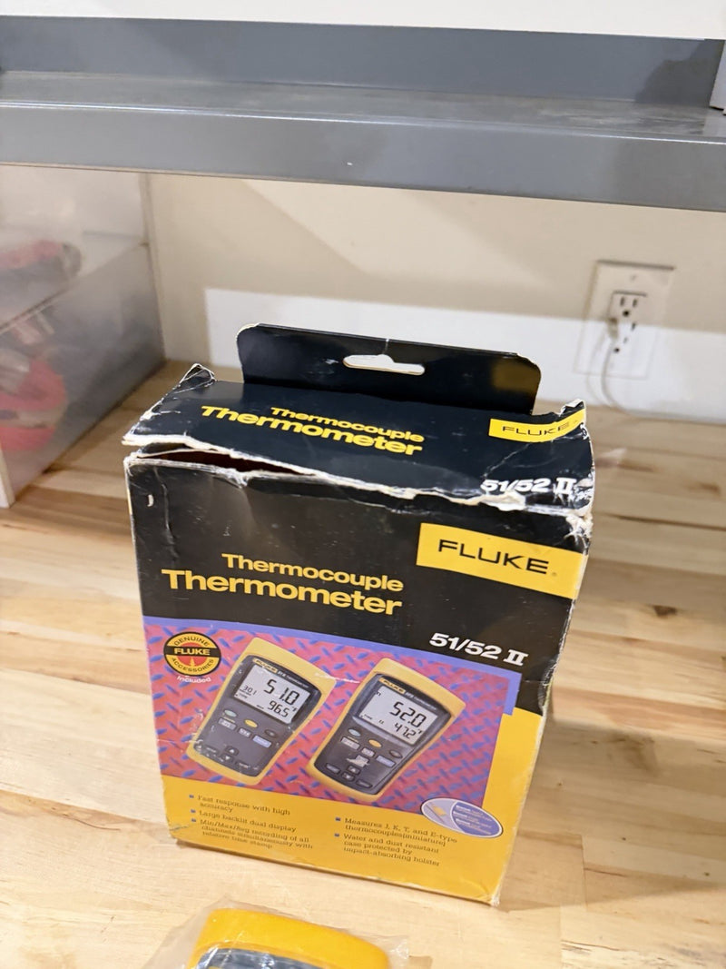 FLUKE 51 II THERMOCOUPLE THERMOMETER