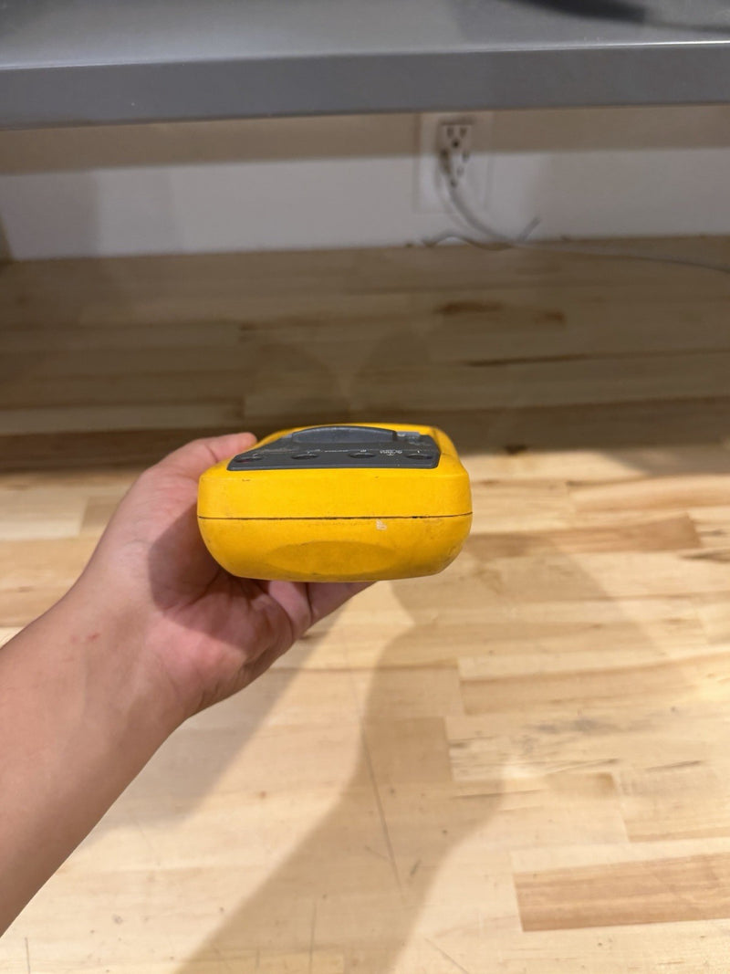 FLUKE 189 II TRUE-RMS LOGGING MULTIMETER (PARTS ONLY) FOR PARTS NO BACK COVER