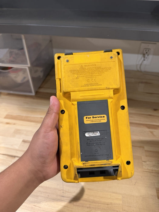 FLUKE 744 DOCUMENTING PRCESS CALIBRATOR FOR PARTS