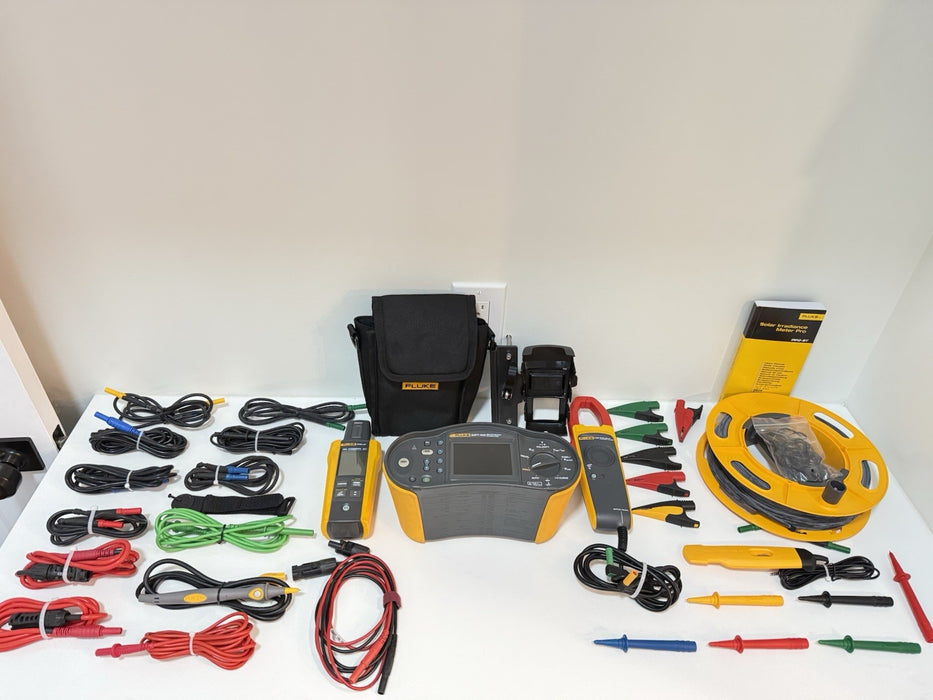 FLUKE SMFT-1000/PRO MULTIFUNCTION PV TESTER & PERFORMANCE ANALYZER TESTED
