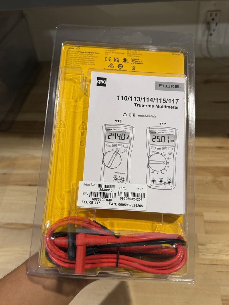 FLUKE 117 TRUE RMS MULTIMETER