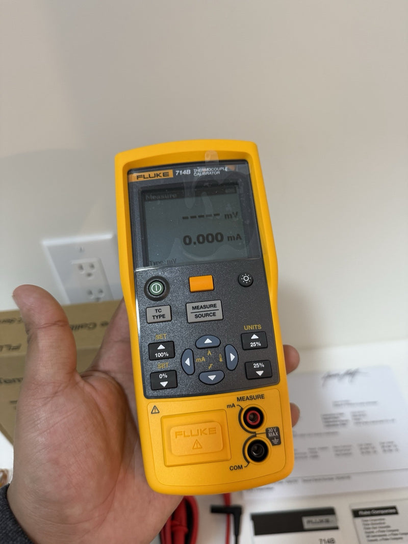 FLUKE 714B THERMOCOUPLE CALIBRATOR MFD 2024 CALIBRATED 2024