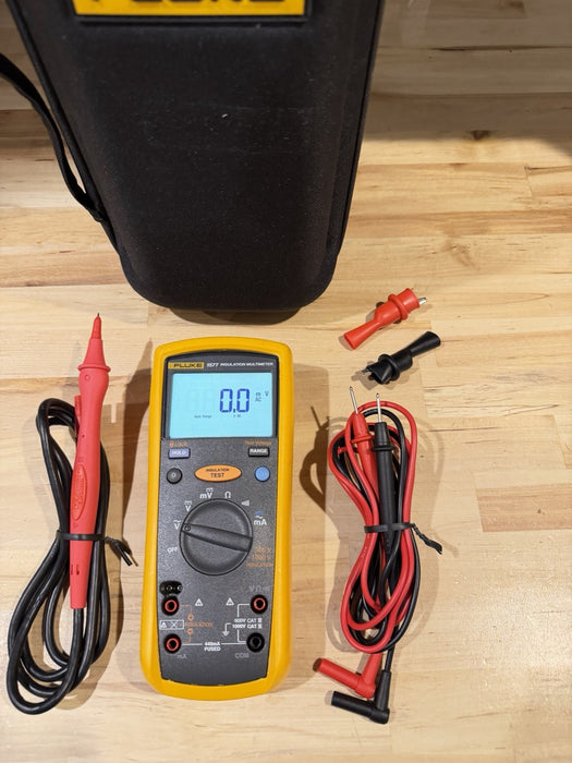FLUKE 1577 INSULATION MULTIMETER W/ LEADS & CASE (TESTED) SHIPS FAST NEW SEALED