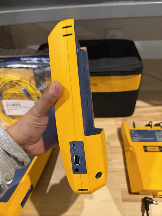 FLUKE NETWORKS CFP-SM CERTIFIBER PRO MODULE SET & DSX VERSIV MAINFRAME & REMOTE