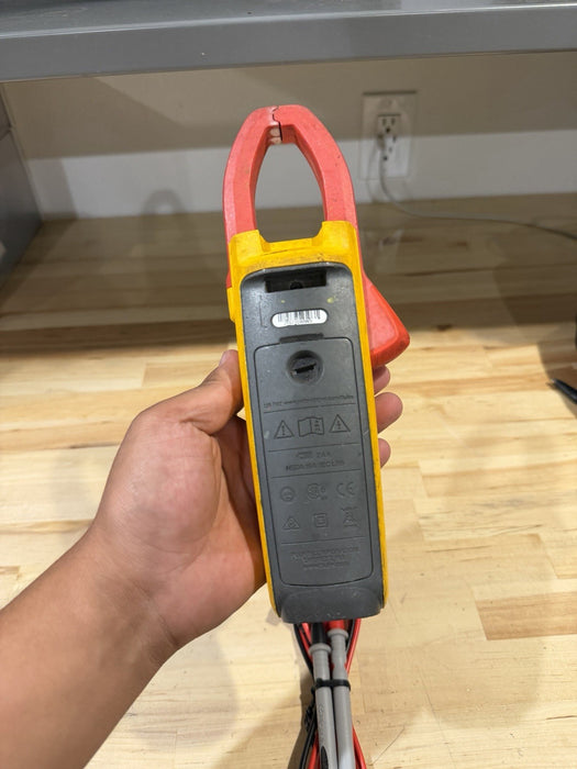 FLUKE 376FC WIRELESS TRUE RMS AC/DC CLAMP METER WITH LEADS