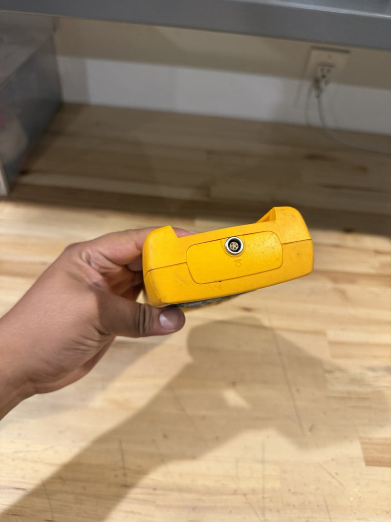 FLUKE 725 MULTIFUNCTION PROCESS CALIBRATOR (PARTS ONLY) FOR PARTS