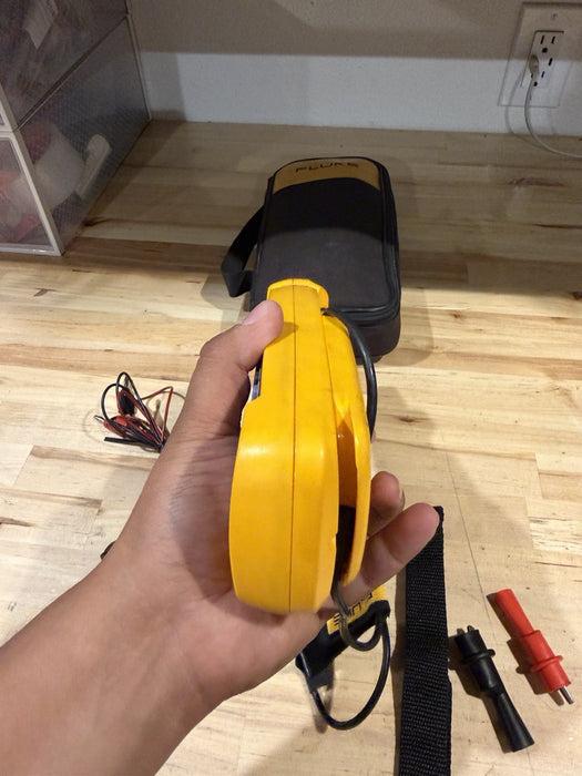 FLUKE 772 MILLIAMP PROCESS CLAMP W/ LEADS & CLIPS TESTED