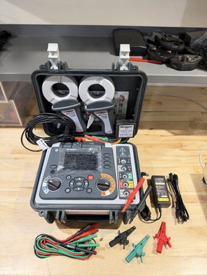 MEGGER DET2/3 GROUND TESTER W/ MCC1010 & MVC1010 CLAMP & LEDS -TESTED SHIPS FAST