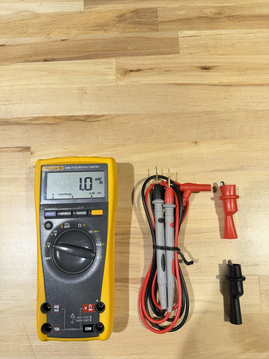 FLUKE 179 TRUE RMS MULTIMETER WITH LEAD SET TESTED
