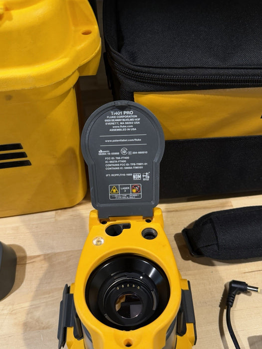 FLUKE Ti401-PRO 60HZ THERMAL IMAGER KIT W / ACCESSORIES - FREE SHIPPING