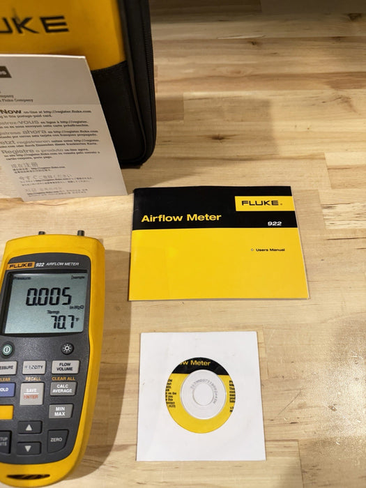 FLUKE 922 AIRFLOW METER W / ACCESSORIES- SHIPS FAST