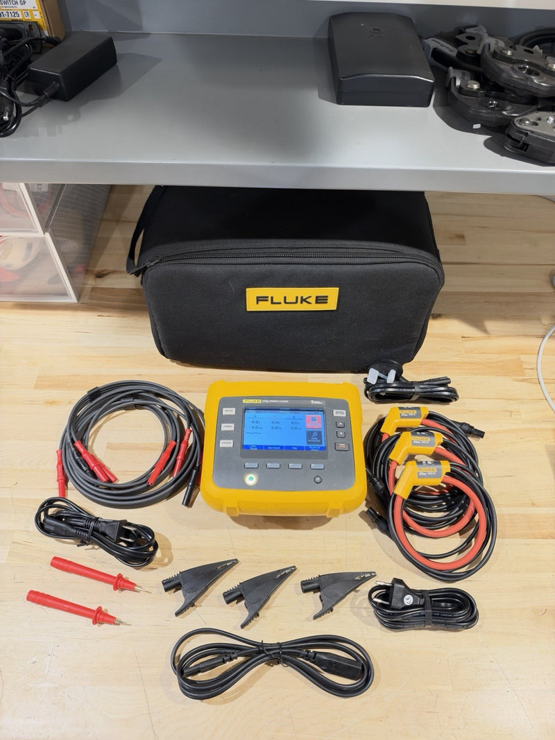 FLUKE 1734 ENERGY LOGGER KIT W/ ACCESSORIES (FREE SHIPPING)
