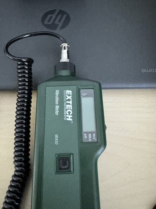 EXTECH VB450 VIBRATION TESTER WITH BAG