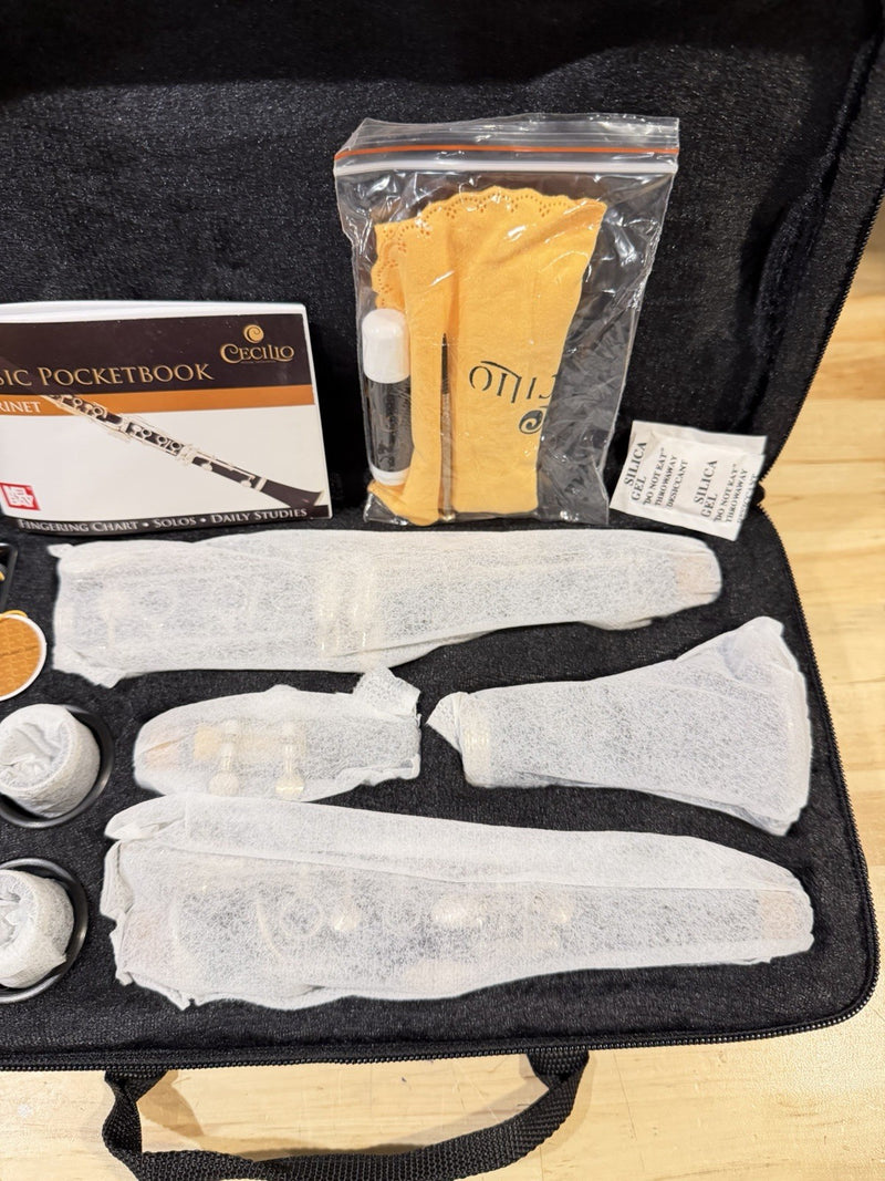 MENDINI BY CECILIO MCT-JE2 CLARINET W/CASE & ACCESSORIES (NEW SEALED)