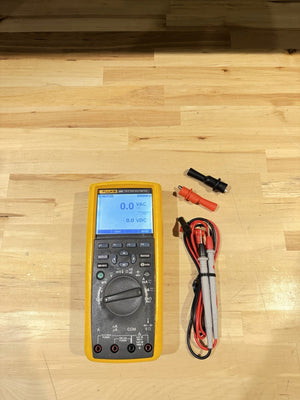 FLUKE 289 TRUE RMS ELECTRONIC LOGGING DIGITAL MULTIMETER W/ LEADS & CLIPS