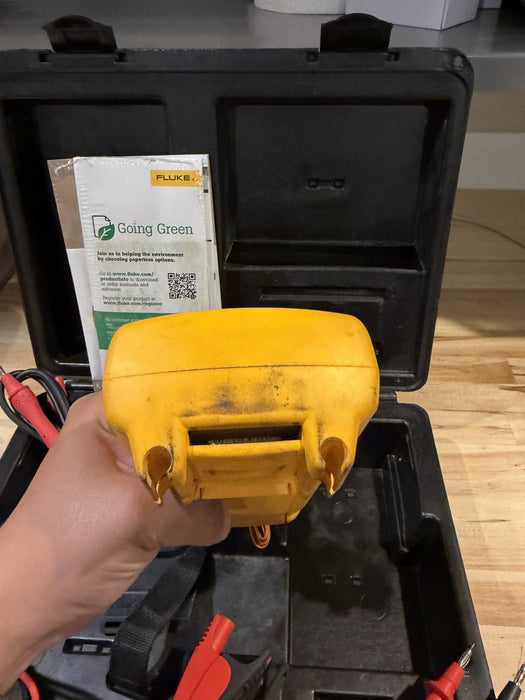 FLUKE 1587 FC INSULATION MULTIMETER W/ LEADS & CASE (TESTED) SHIPS FAST