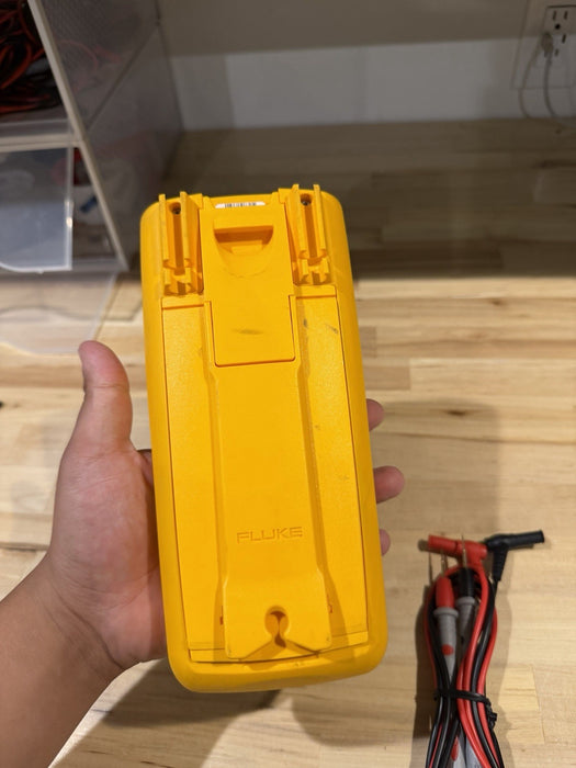 FLUKE 287 TRUE RMS ELECTRONIC LOGGING DIGITAL MULTIMETER W/ LEADS & CLIPS