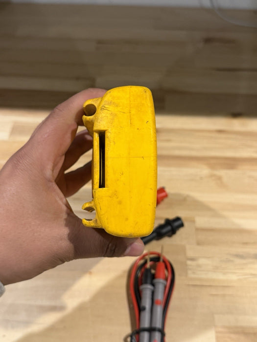 FLUKE 87V TRUE RMS MULTIMETER W/ LEADS - TESTED (SHIPS FAST)