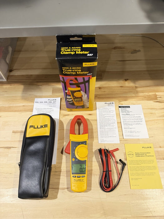 FLUKE 337 TRUE RMS CLAMP METER WITH LEADS & CLIPS RARE