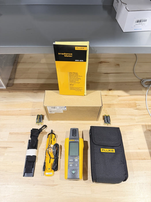 FLUKE IRR1-SOL IRRADIANCE METER KIT (NEW FACTORY SEALED) SHIPS FAST