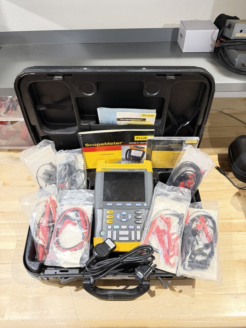 FLIKE 199C 200MHZ 2.5GS/s SCOPEMETER COLOR WITH ACCESSORIES