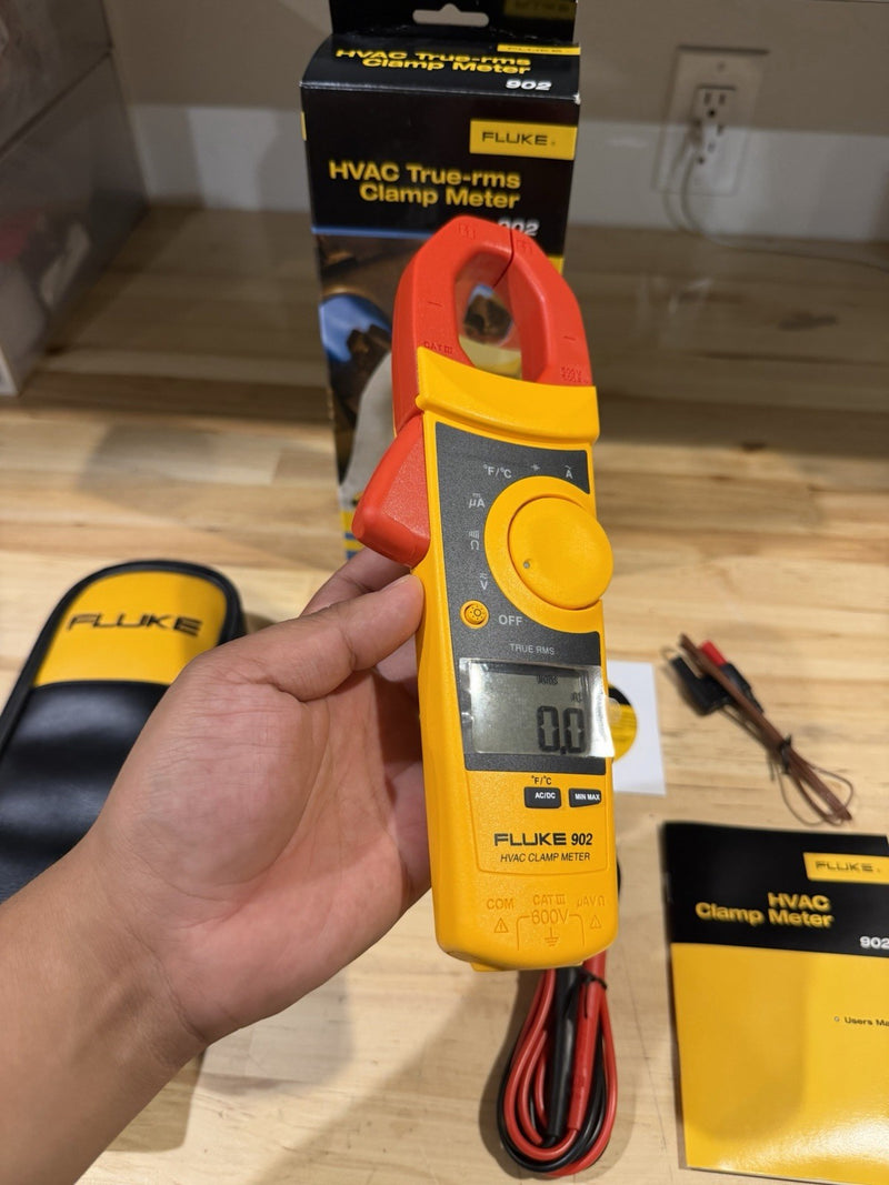 FLUKE 902 TRUE RMS HVAC CLAMP METER WITH CASE & LEADS RARE