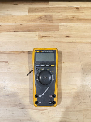 FLUKE 179 TRUE RMS MULTIMETER (PARTS ONLY) FOR PARTS DOESN’T WORK - SHIPS FAST