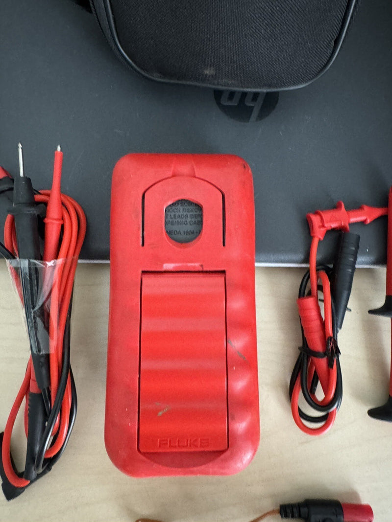 FLUKE 707EX INTRINSICALLY SAFE MA LOOP CALIBRATOR WITH BAG & LEADS