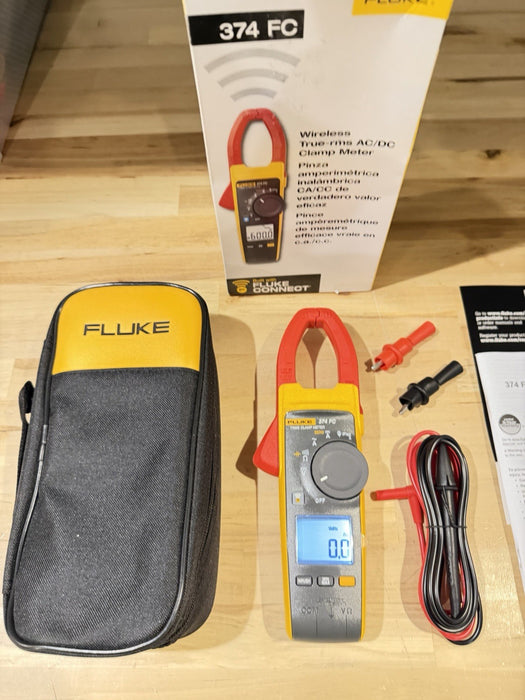 FLUKE 374 FC TRMS CLAMP METER WITH LEADS & CLIPS TESTED
