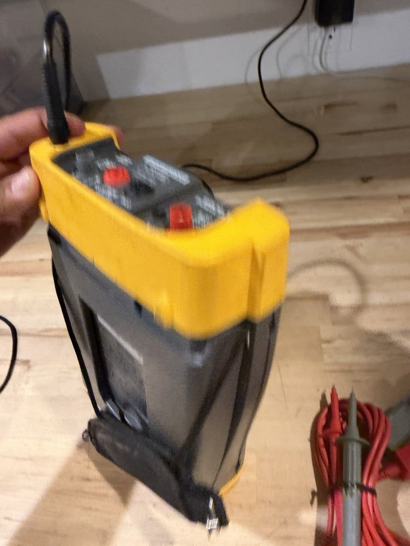 FLUKE 196C SCOPEMETER COLOR WITH LEADS 100MHZ 1GS/S TESTED