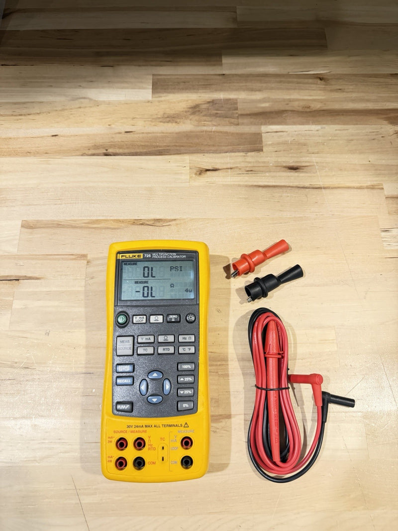 FLUKE 725 MULTIFUNCTION PROCESS CALIBRATOR WITH LEADS & CLIPS TESTED