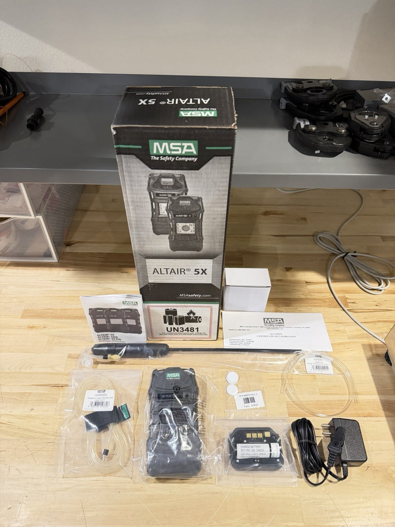 MSA ALTAIR 5X 10165446 MULTIGAS PID DELUXE DETECTOR KIT W/ PROBE KIT -NEW SEALED