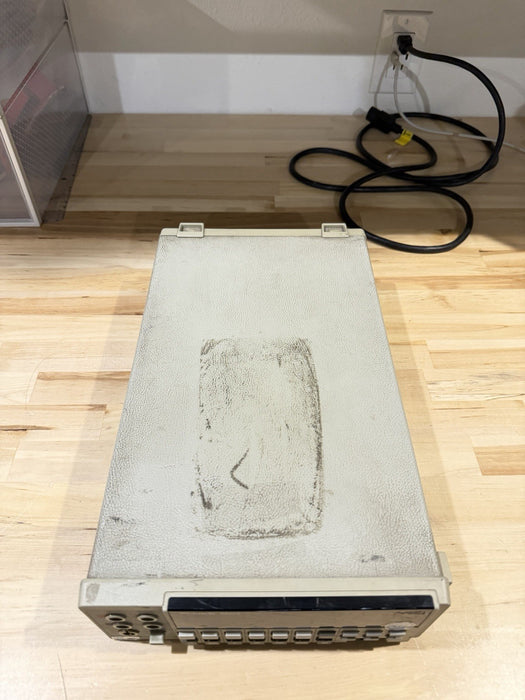 FLUKE 8842A MULTIMETER (PARTS ONLY) FOR PARTS