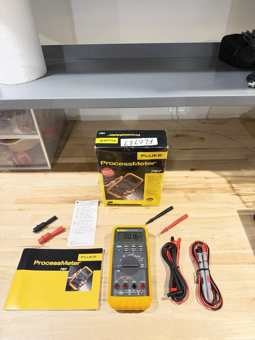 FLUKE 787 PROCESSMETER (NEW FACTORY SEALED) SHIPS FAST - FREE SHIPPING (RARE)