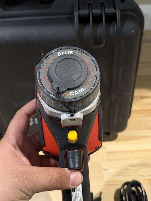 FLIR SYSTEMS INFRACAM W/ CHARGER & CASE (TESTED) FREE SHIPPING