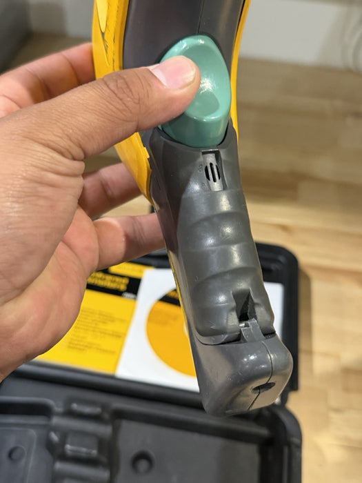 FLUKE 568 IR THERMOMETER WITH CASE TESTED
