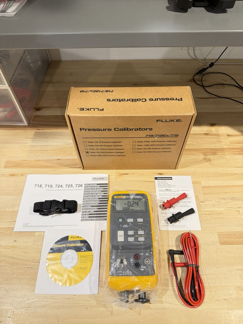 FLUKE 718 300G PRESSURE CALIBRATOR (NEW FACTORY SEALED) FREE SHIPPING