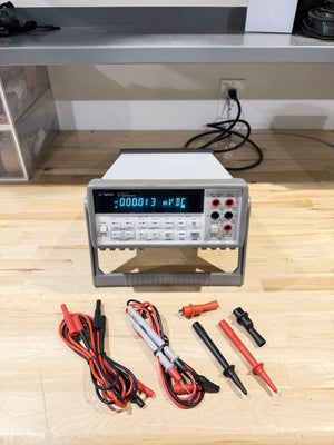 AGILENT 34401A 6 1/2 DIGITAL MULTIMETER W/ LEADS & CLIPS + CHARGER (TESTED)