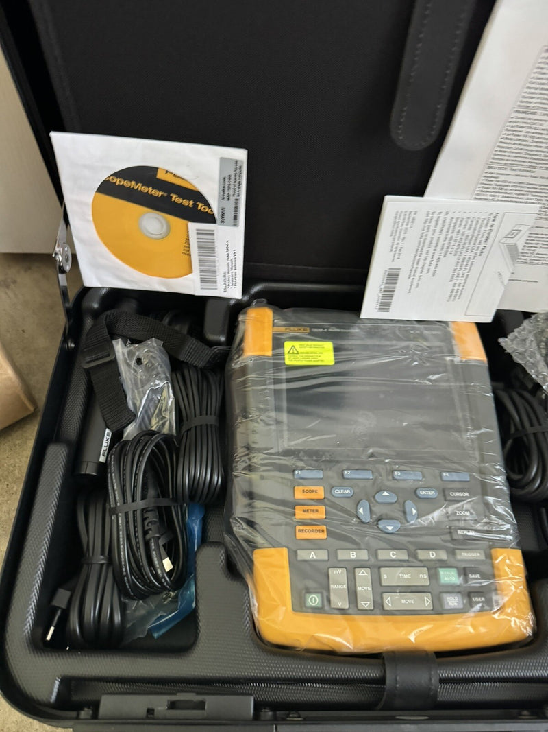 FLUKE 190M-4 4 CHANNEL 200 MHZ MEDICAL SCOPEMETER