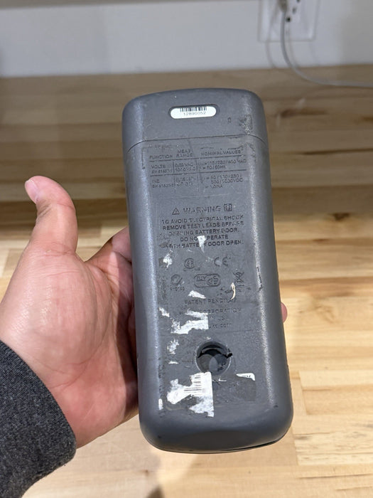 FLUKE 1587 INSULATION TESTER (PARTS ONLY) DOESN’T WORK