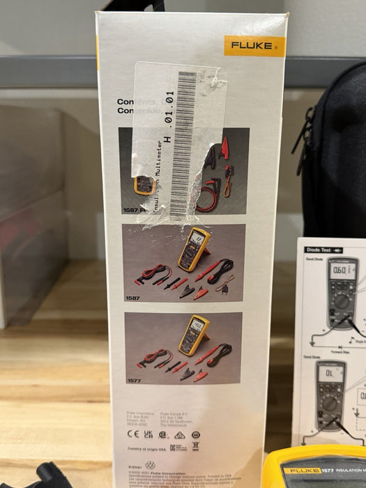 FLUKE 1577 INSULATION MULTIMETER W/ LEADS & CASE (TESTED) SHIPS FAST NEW SEALED