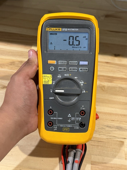 FLUKE 27 II INDUSTRIAL DIGITAL MULTIMETER WITH LEADS & CLIPS CALIBRATED 2025