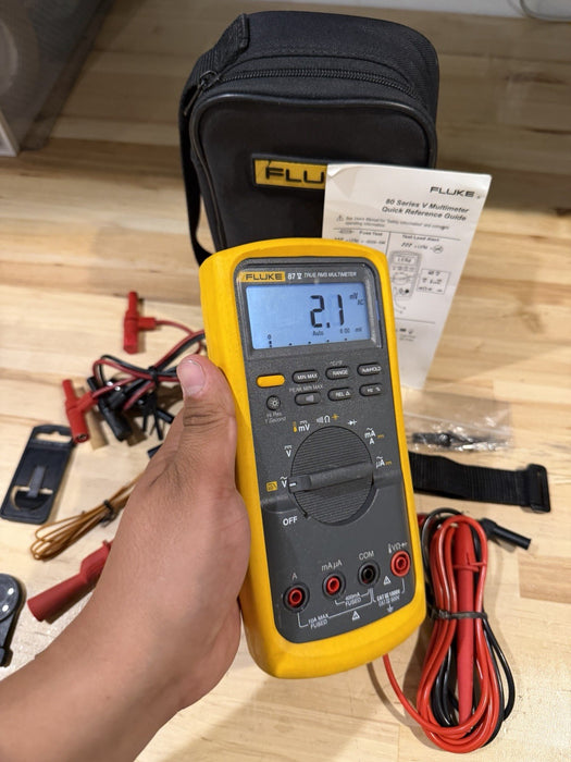 FLUKE 87V TRUE RMS MULTIMETER KIT W/ LEADS (TESTED) SHIPS FAST