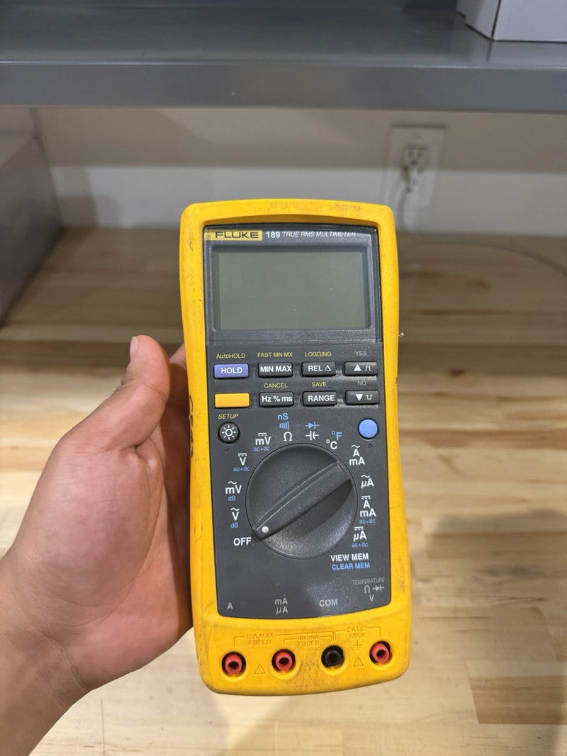 FLUKE 189 TRUE RMS MULTIMETER FOR PARTS